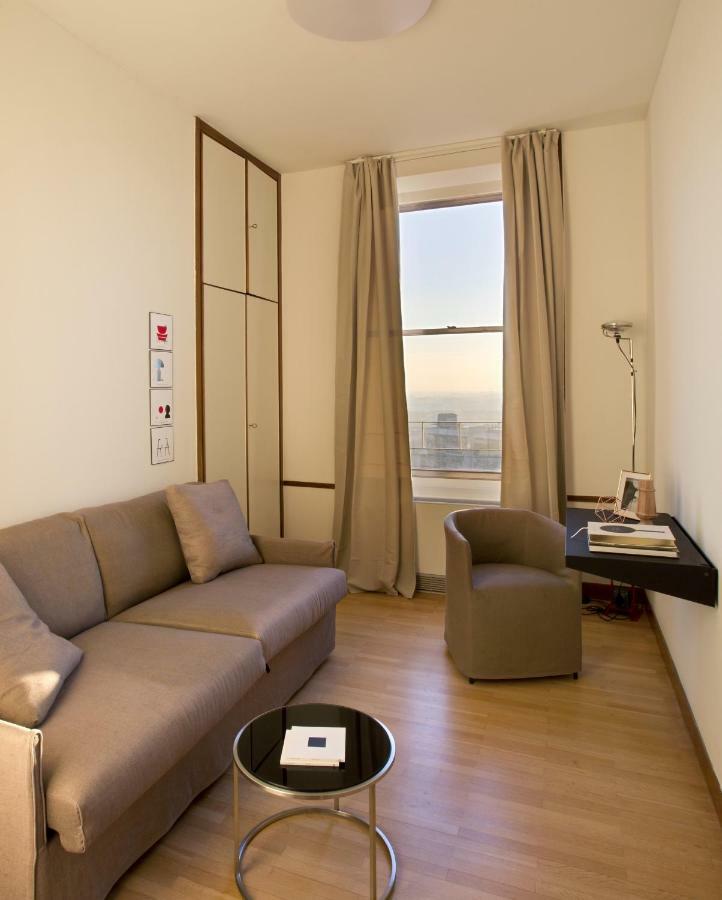 Domux Home Torre Velasca ミラノ エクステリア 写真