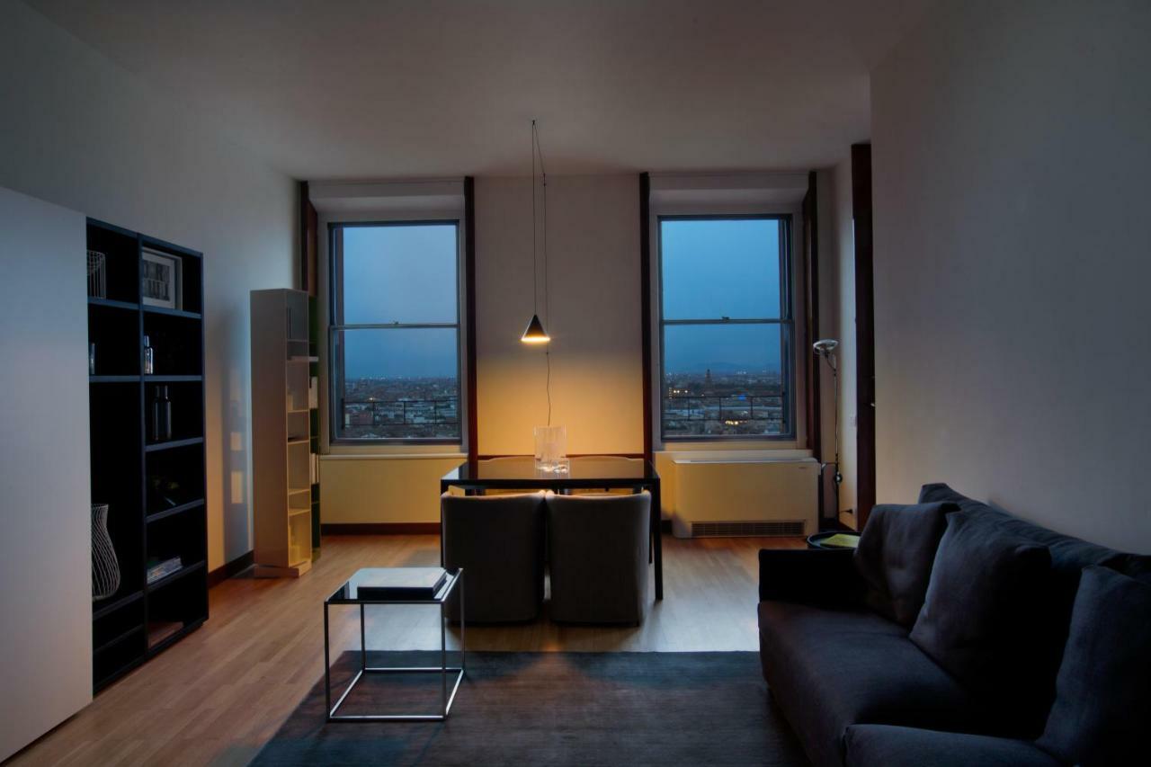 Domux Home Torre Velasca ミラノ エクステリア 写真