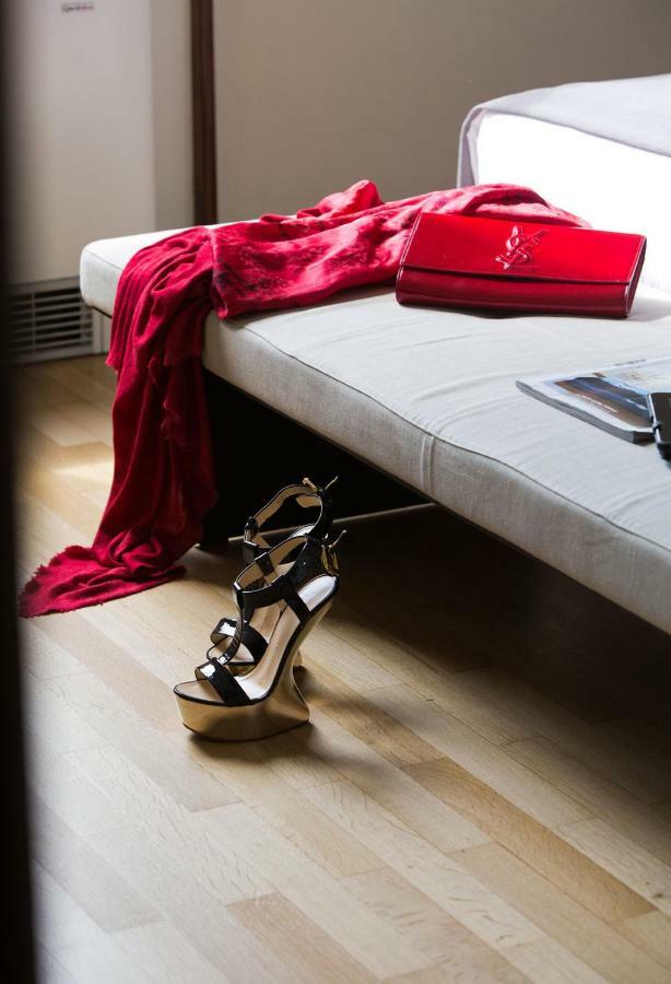 Domux Home Torre Velasca ミラノ エクステリア 写真