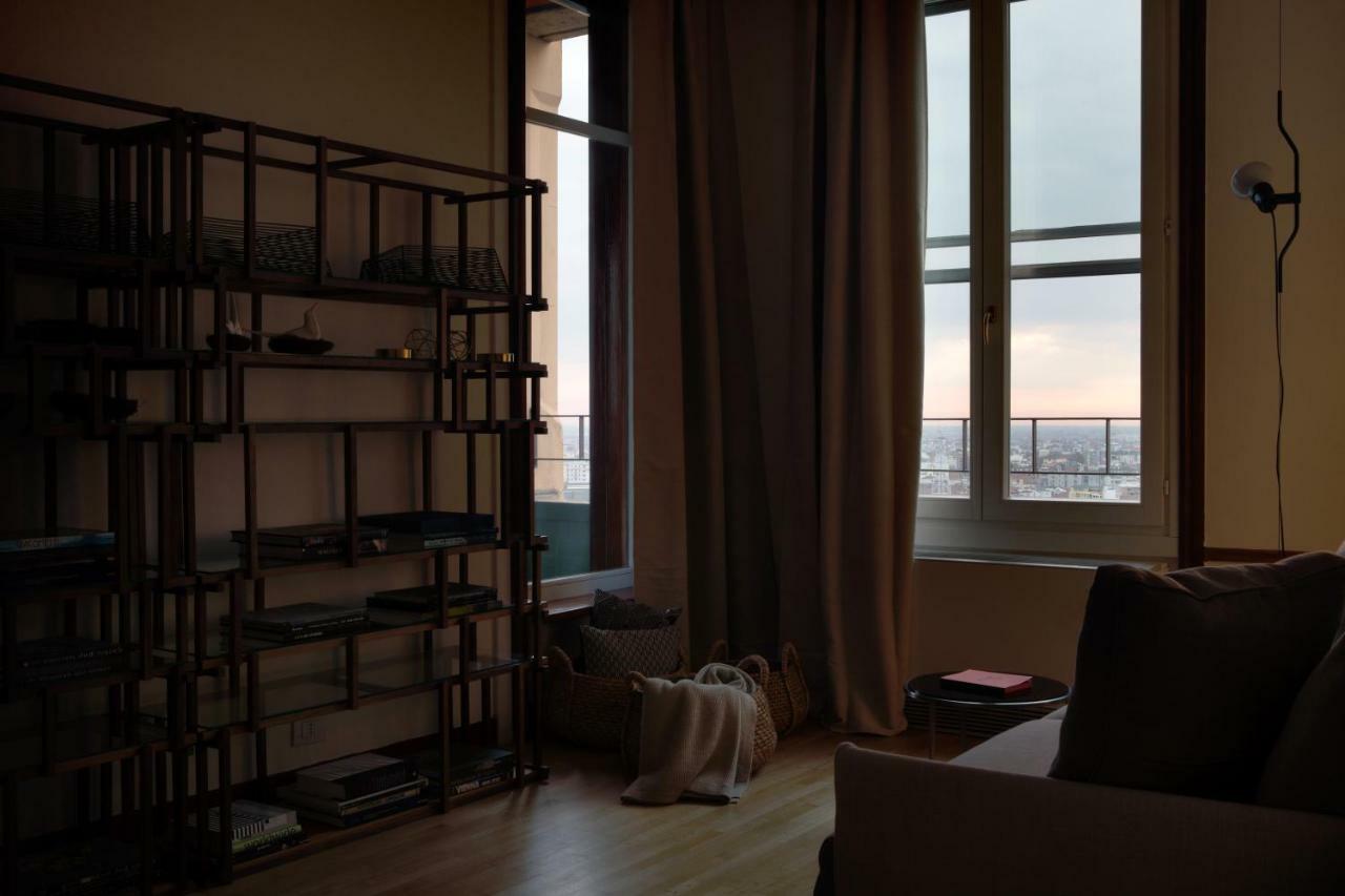 Domux Home Torre Velasca ミラノ エクステリア 写真
